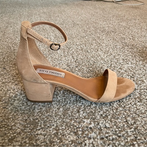 Steve Madden Tan Sandals - Picture 8 of 11